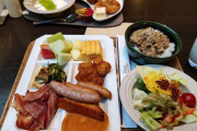 【画像】高級ホテルの朝食バイキングwwwwwww