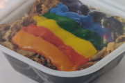 【悲報】レインボーチーズ牛丼、見つかる