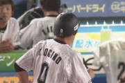 ロッテ荻野貴司(35) .316(323‐102) 5本 30打点 14盗