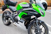 最近の中型バイクに乗ってる奴って貧乏なの？