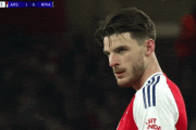 【GIF】アーセナルのデクラン・ライスさん、レアルマドリー戦の超高速フリーキック2発がやばすぎると話題にｗｗｗｗｗｗ