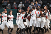 【高校野球】第26回全国高校女子硬式野球選手権大会は横浜隼人が初優勝、開志学園を延長タイブレークで破る