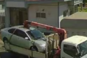 【これは酷い】クレーン車で自動車を盗まれる→警察「窃盗事件として被害届は受理できない」