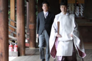 （速報）安倍元首相、靖国神社参拝＝韓国の反応