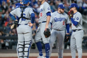 ドジャース「あと1試合でも勝てばリーグ優勝です」←ロバーツが捨て試合を行った理由