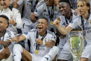 レアル・マドリードが最多6度目のUEFAスーパーカップ制覇！デビュー弾のエムバペ「このメンバーでプレーできて本当に幸せだ」