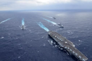 【沖縄近海】イージス艦「こんごう」護衛艦「あさひ」、米空母「セオドア・ルーズベルト」など艦艇3隻と共同訓練　中国北朝鮮を牽制か