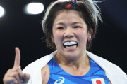 パリ五輪レスリング代表鏡優翔さん、阪神の始球式に登場