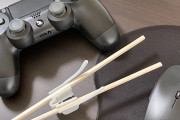「ゲーミング割り箸ホルダー」爆誕！ポテチ食いながらゲームが捗る