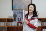 坂本冬美(53)さんのセーラー服姿、今弾けまくる胸の内