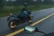 【動画】イキリバイク乗りさん、無事天に召されるｗｗｗｗ