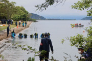 鎖巻き沈めたか? 琵琶湖岸にスーツケース遺体 半年以上経過か