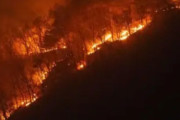 【悲報】韓国で起きている大規模山火事の煙、日本に流れ込む・・・「煙の匂いを感じる」