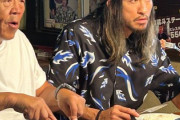 【悲報】元長瀬智也さん（45）、ステーキ食う姿がカッコ良すぎてバズる