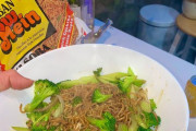 外国人「ラーメンと同じくらい焼きそばって美味しいよな？」