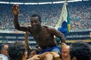 【訃報】ブラジルを3度のW杯優勝に導いた「サッカーの王様」ペレさんが死去、82歳