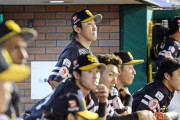 ソフトバンク内川またV逸に沈痛「受け入れるの難しい」