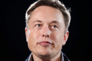 イーロン・マスク「幸子すこだ?」　外国人女さん「…」