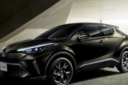 トヨタがこだわりのブラックで仕立てた「C-HR」の特別仕様車を発売  [8/6]
