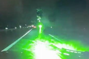 【恐怖】高速道路で対向車に高出力レーザーポインターを飛ばしまくる基地外トラックが撮影されるｗｗｗｗｗｗｗｗｗｗｗｗ