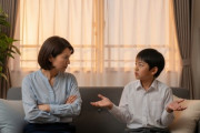 【育児/親の威厳】中2の息子に「お母さんは大した仕事してないじゃん」と言われて久しぶりに怒ったせいで頭が痛い