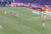 【動画】浦和レッズがサイドからの失点をあまりにも繰り返しすぎていると話題に