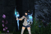 【FF14】完全に忘れられた装備がまさかの…！？海外プレイヤーの検証により黒と白は南方ボズヤ戦線では片手杖+盾が最適装備だと判明ｗｗｗｗｗｗ