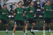【高校サッカー】ついに実現「青森山田vs青森山田」 豪雨の中ぶつかるプライドと劣等感…涙の“直接対決”に密着