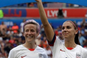 【悲報】アメリカサッカー連盟、男女差別としてアメリカ女子代表に27億円の支払いが決定してしまう…