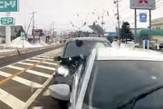 【動画】納車1ヶ月のCX-3がぼっこーん！ノーブレーキの後続車に突っ込まれるドラレコがエグい。