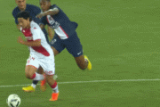 【GIF】南野タキ…PSG戦で魅せたドリブルｗｗｗｗｗｗｗｗｗｗ