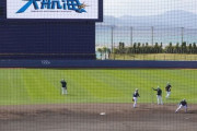 野球のキャンプってなんで沖縄とか九州でやるの？？？