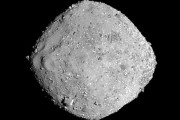 小惑星ベンヌの試料から核酸塩基、生物の部品見つかる…米探査機オシリス・レックスが採取！
