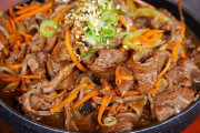 なんだかんだお前ら韓国料理好きだよな