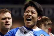 愛されてる🇯🇵大橋祐紀の劇的ゴール、🏴󠁧󠁢󠁥󠁮󠁧󠁿現地ブラックバーンファンが狂喜🤩