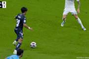 【GIF】久保建英さん、レアル戦の股抜きが華麗すぎるｗｗｗｗｗｗｗｗｗ