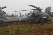 インド空軍のAH-64E攻撃ヘリ「アパッチガーディアン」がパンジャブ州の農地に緊急着陸！