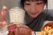 CMスタッフ「ポテトが1本だけなので泣いてください」　江端妃咲「わかりました！」 ←悲しすぎてNGになる