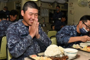 【画像】海上自衛隊「肉があれば、これくらいの白米は軽くいけます」