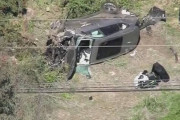 タイガー・ウッズ氏、大事故で搬送　運転していた車が横転！かなり派手に事故ったね