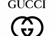 欧米のディストピア化がヤバイ…「GUCCIがガチャ歯の女性を広告に起用」