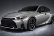 LEXUSの新型「IS」が世界初公開！アグレッシブなデザインと走りを追求