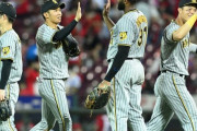 阪神　首位・ヤクルトに８・５ゲーム差！　乱打戦制し、広島戦今季初のカード勝ち越し