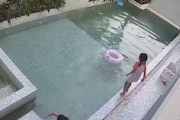 【動画】4歳と7歳の姉妹がプールで溺れてしまう悲しい事故。
