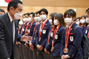 岸田首相 宇野昌磨 坂本花織ら北京五輪選手に感謝状「困難に立ち向かい 大舞台で輝いた」