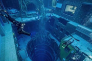 【画像】ドバイの世界一深いプール、完全に「ダンジョン」で草ｗｗｗｗ