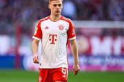バイエルン、独代表MFキミッヒを今夏に売却の可能性　アーセナルなど5クラブが関心か