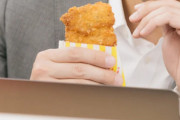 ファミチキください！！！！！！！