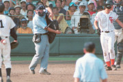 審判「甲子園でサヨナラボークを宣告した結果wwwww」