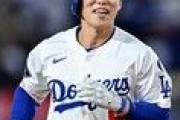 ドジャース日本人トリオに韓国メディア「羨望」、キム・ヘソンは代打でも出場できず...「韓国人ファンはただ羨ましいだけ」[10/3]  [昆虫図鑑★]